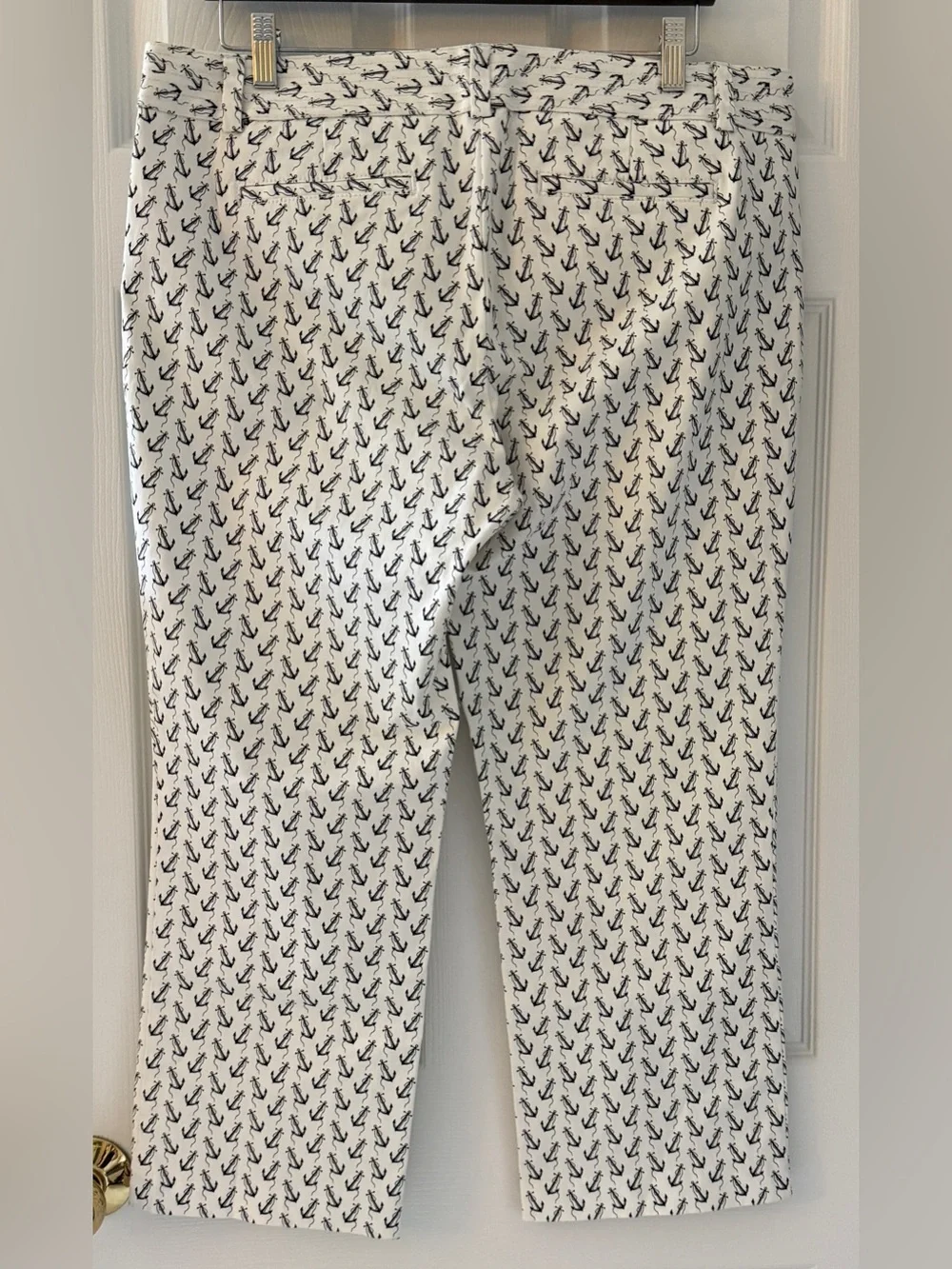 J. Crew ⚓️ City Fit Nautical Anchor Capri Pants Size 14 Stretch *Like New*